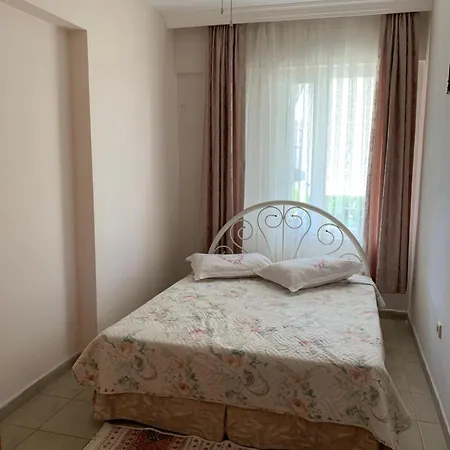 Cizmeci Aparthotel Çeşme
