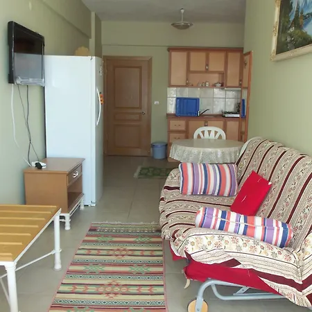 Cizmeci Aparthotel Çeşme